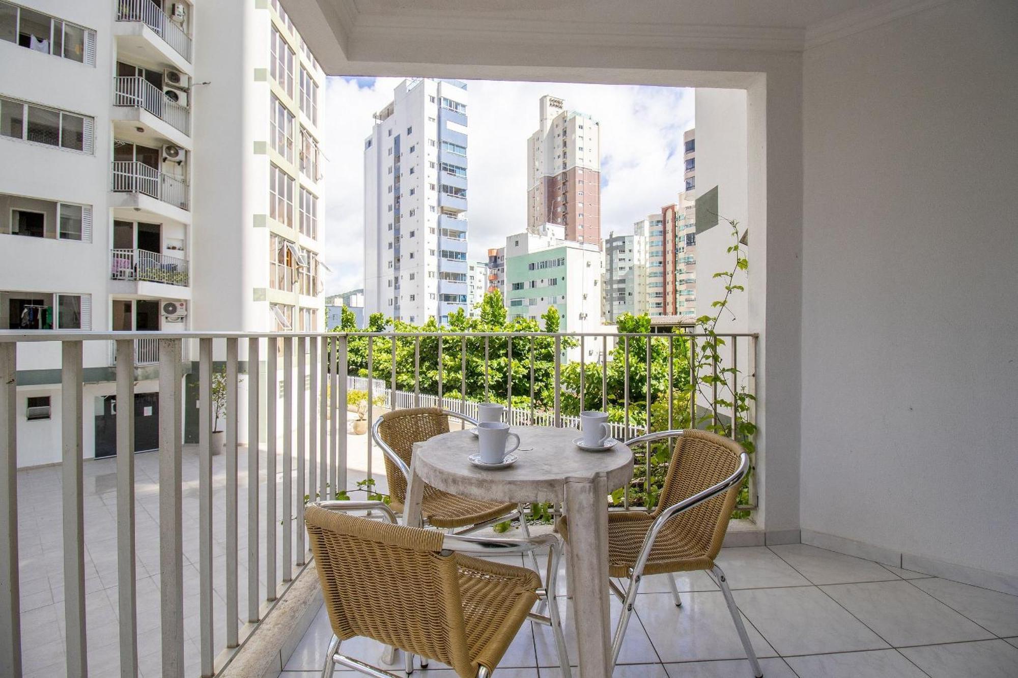 Апартаменты Prg11 - 4 Dorm, Aconchegante, Centro, Garagem Балнеариу-Камбориу Экстерьер фото